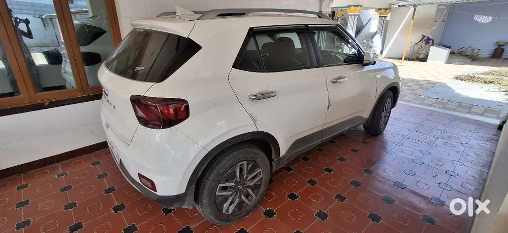 Hyundai Venue Diesel 2021