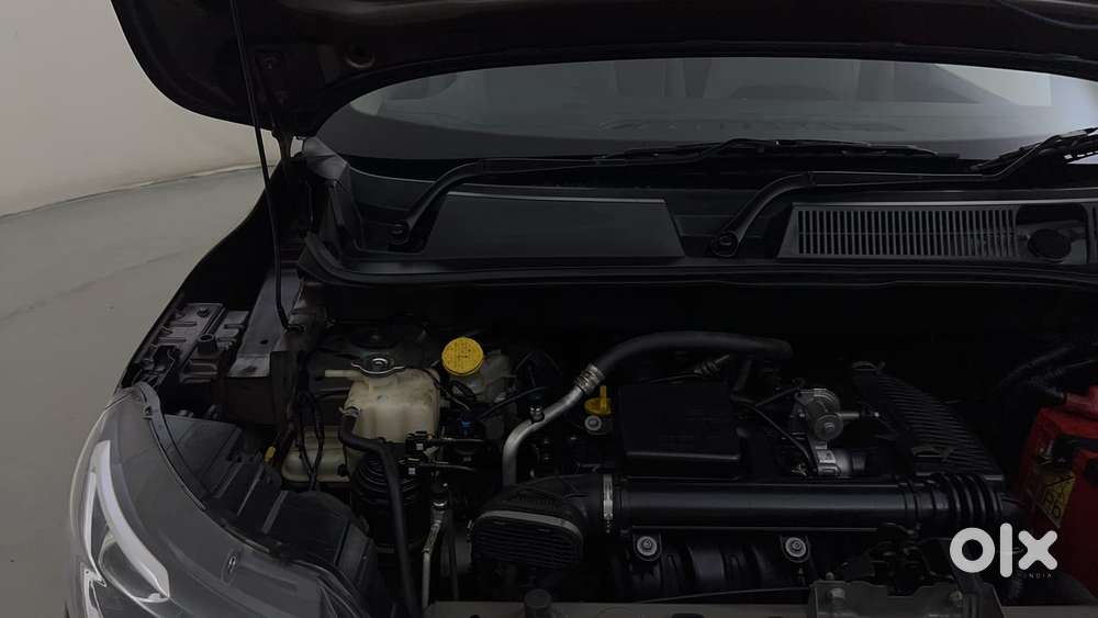 Renault Triber Rxz Easy-r Amt, 2022, Petrol