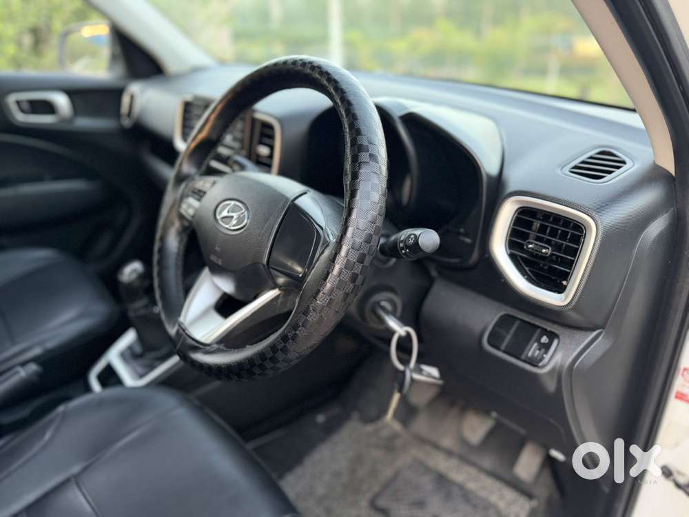 Hyundai Venue S 1.2 Petrol, 2021, Petrol