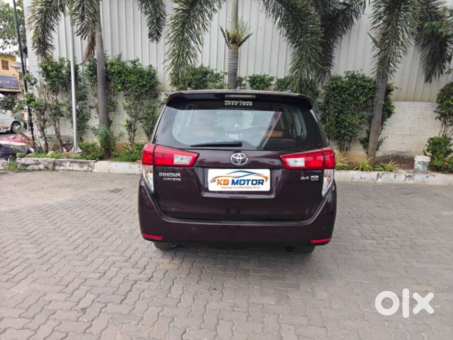 Toyota Innova Crysta 2.4 G Plus Mt 8 Str, 2021, Diesel