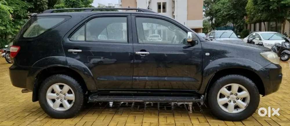 Toyota Fortuner 2010 4x4 Fulltime
