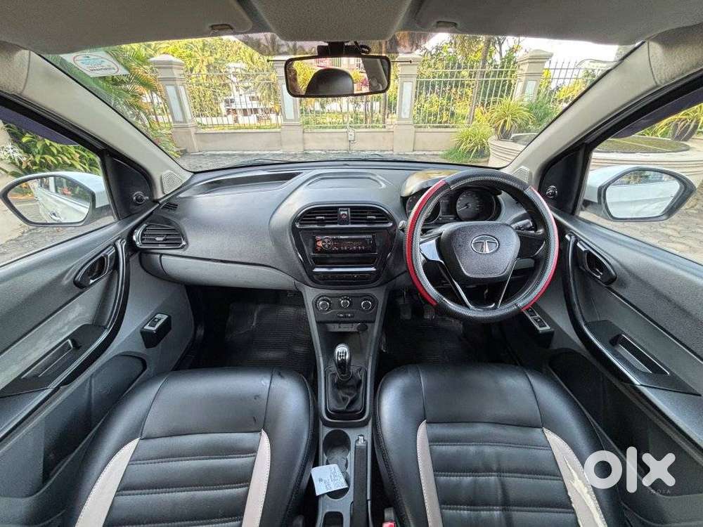 Tata Tigor Xe, 2019, Petrol