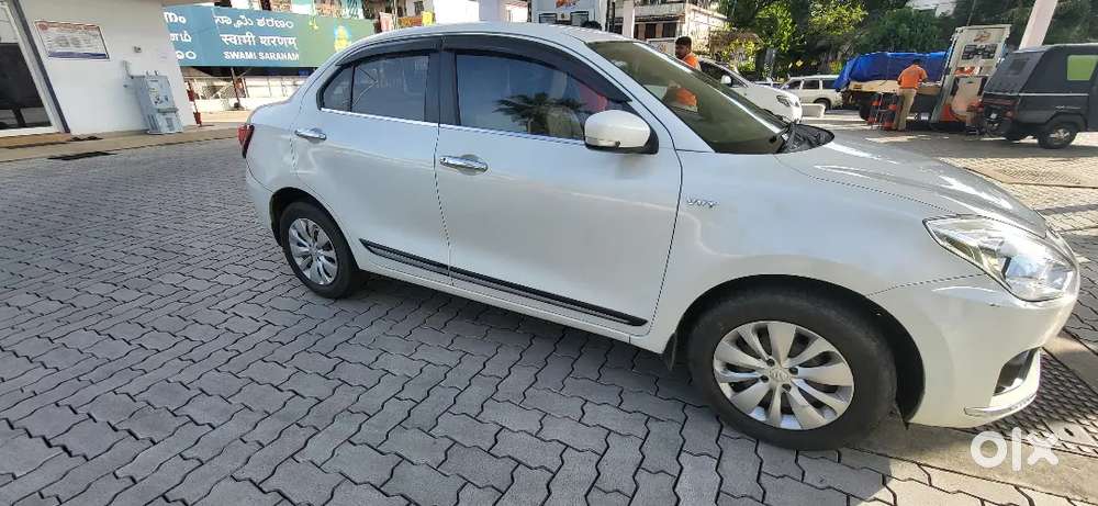 Maruti Suzuki Dzire 1.2 Vxi 2017