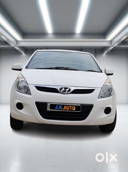 Hyundai I20 Magna 1.2 Mt, 2011, Petrol