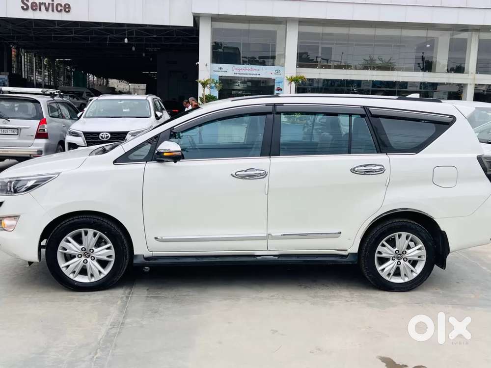 Toyota Innova Crysta 2.8 Zx At 7 Seater, 2018, Diesel