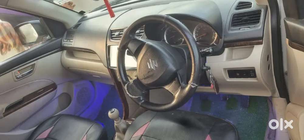 Argent Bechni Hai Peso Ki Jarurat Hai