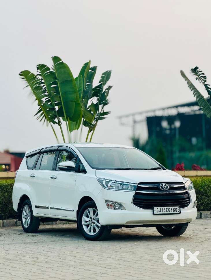Toyota Innova Crysta G 8 Str, 2017, Diesel