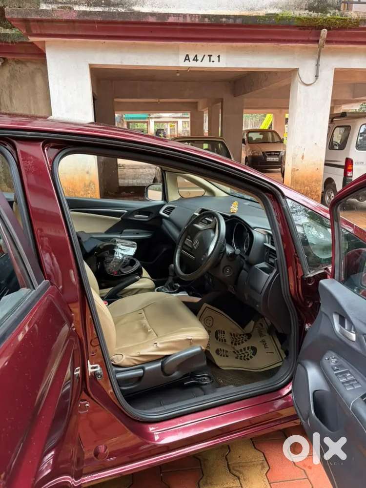 Honda Jazz 2016 Petrol 39000 Km Driven