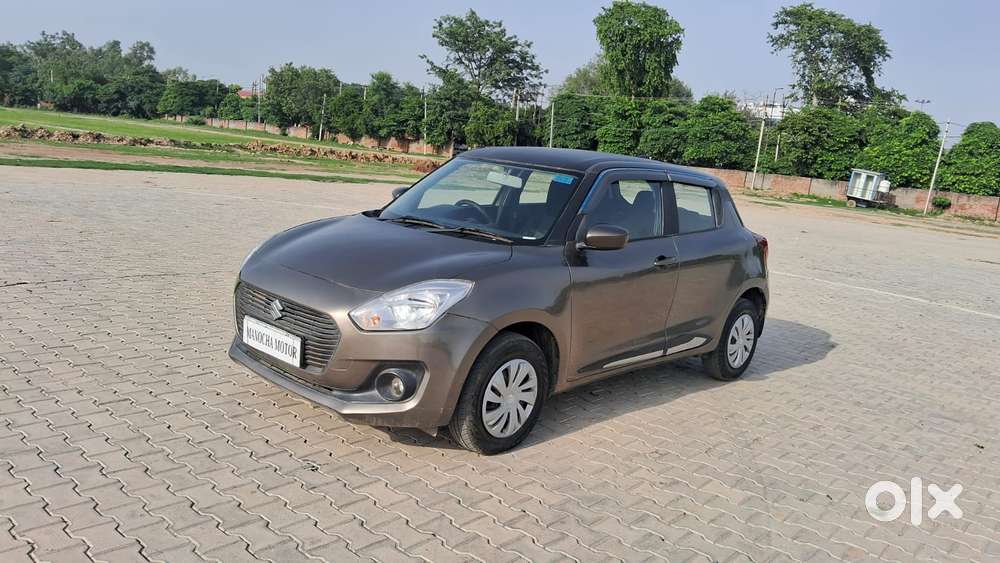 Maruti Suzuki Swift 1.2 Lxi (o), 2023, Petrol