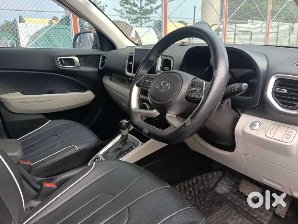 Hyundai Venue 1.0 Sx (o) Turbo Dct, 2023, Petrol