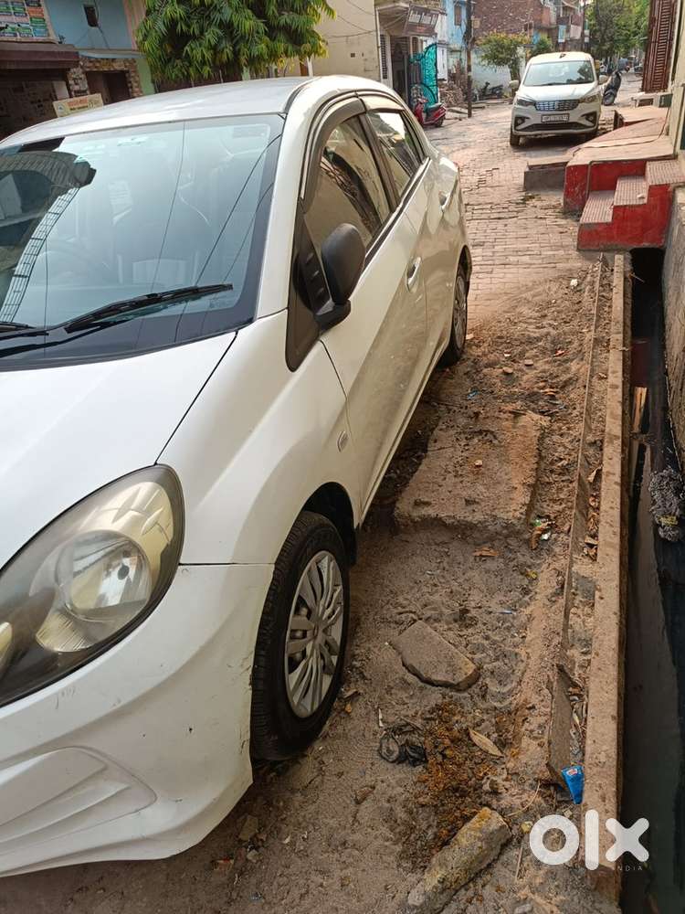 Honda Amaze Diesel 2013