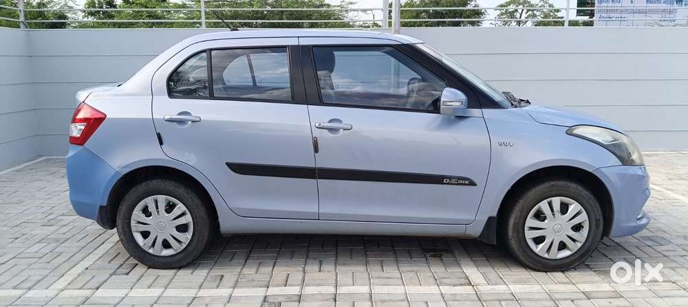 Maruti Suzuki Swift Dzire 1.2 Vxi Bsiv, 2015, Petrol