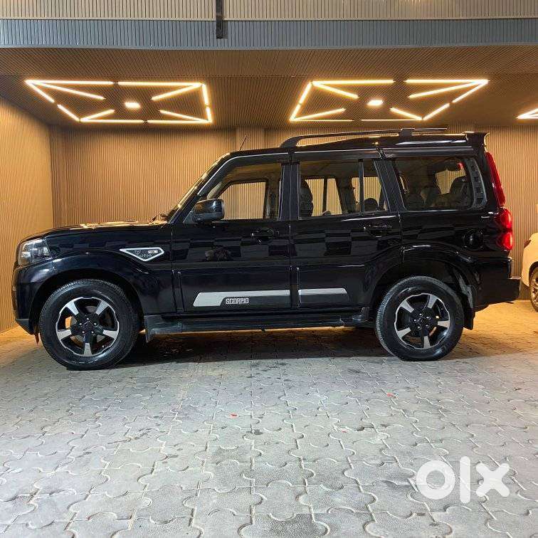 Mahindra Scorpio Classic 2.2 S 11 Mt 7 Str, 2024, Diesel