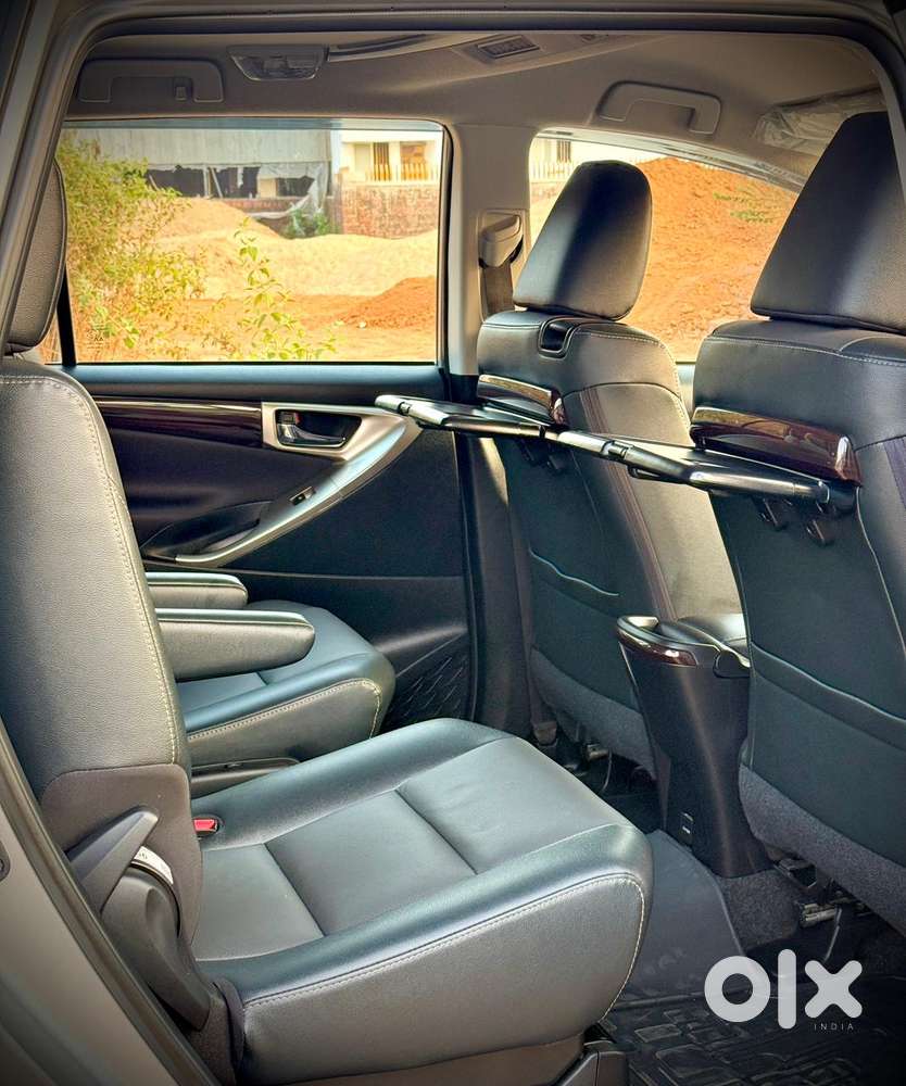 Toyota Innova Crysta 2.4 Z 7 Str, 2025, Diesel