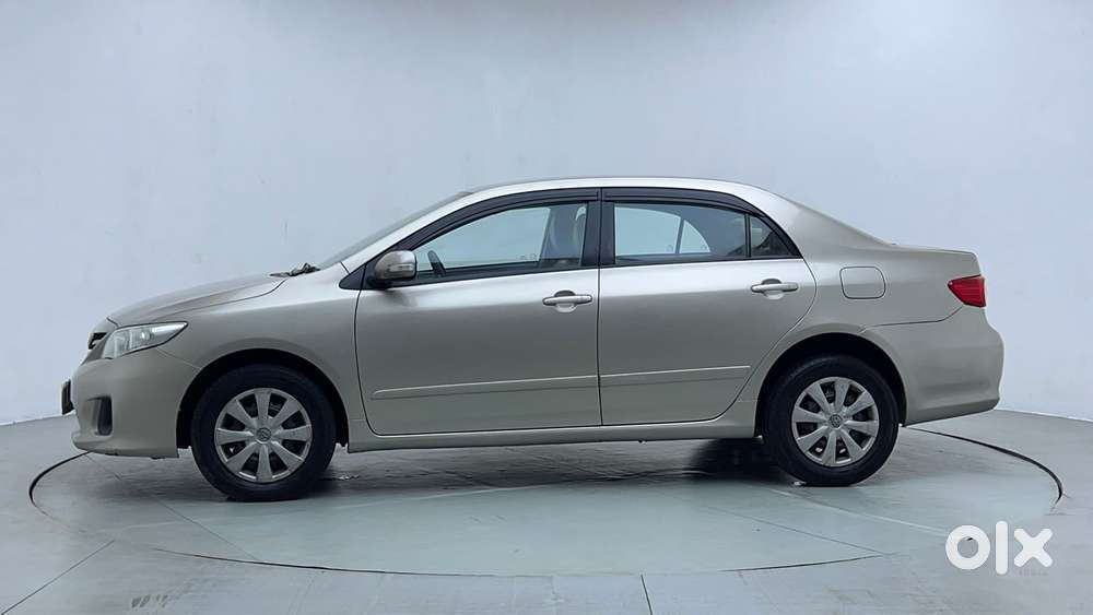 Toyota Corolla Altis 1.8 J, 2013, Petrol