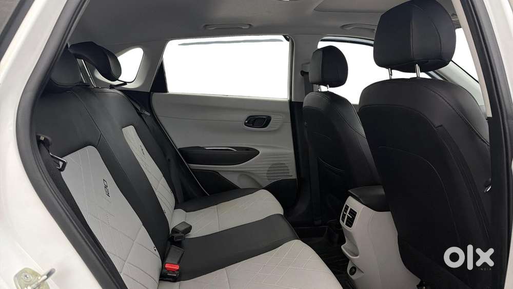 Hyundai New I20 1.2 Asta (o) Ivt, 2025, Petrol