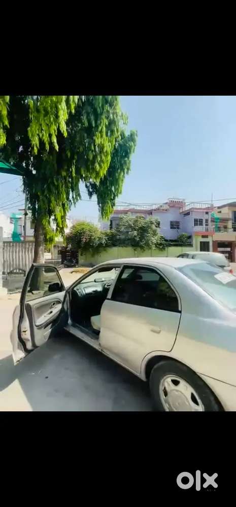 Mitsubishi Lancer Glxi