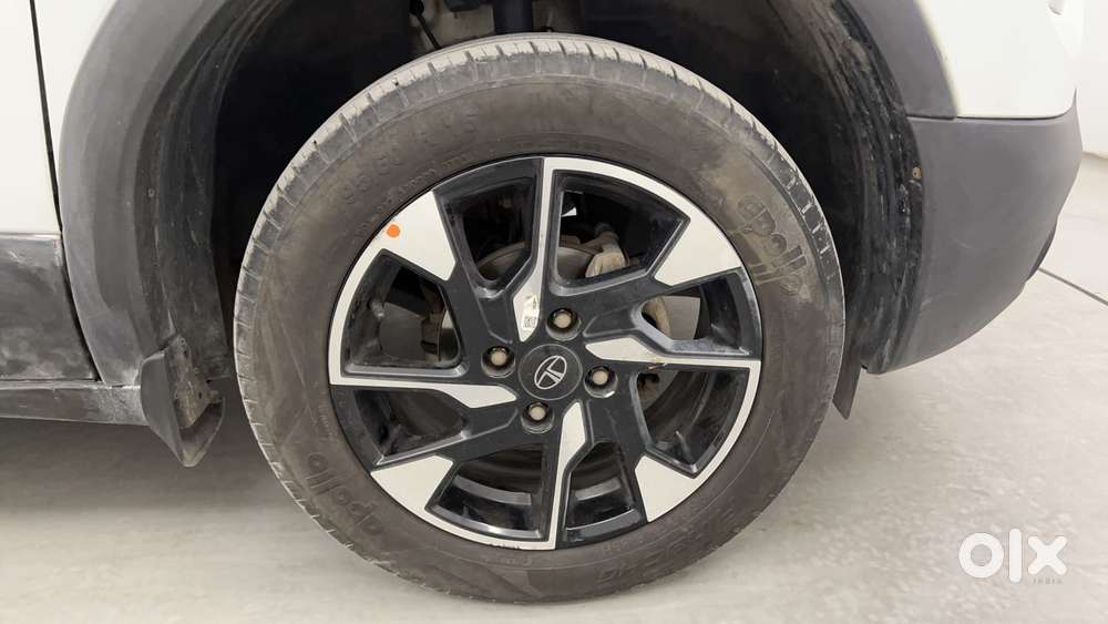 Tata Punch Creative Dual Tone Amt Sunroof, 2024, Petrol