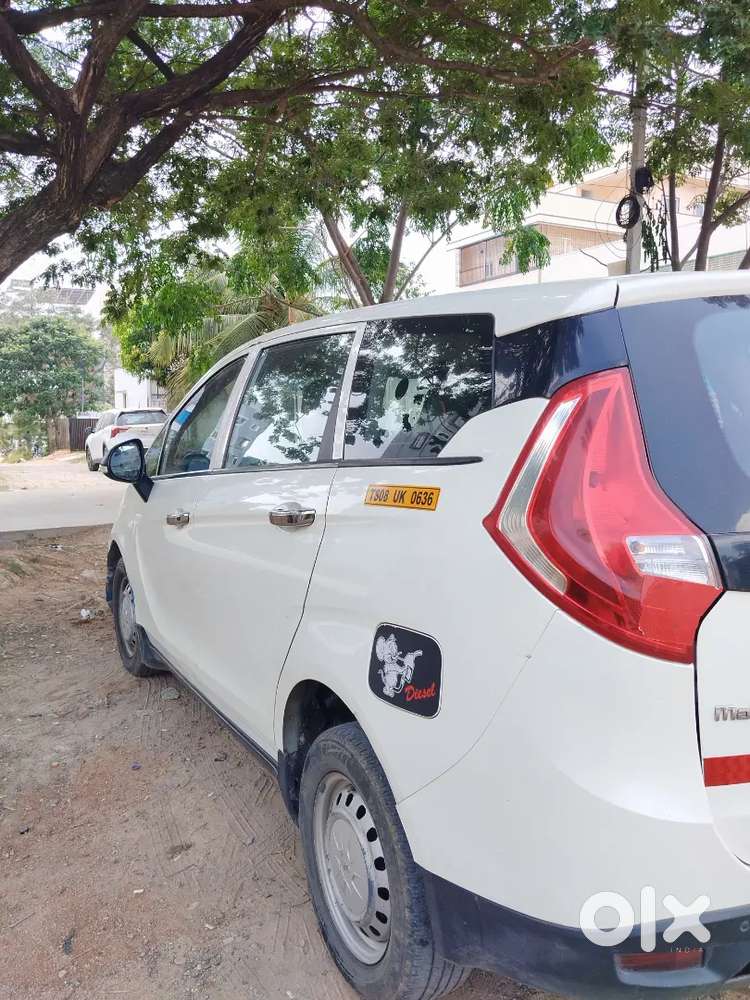 Mahindra Marazzo Diesel 2022 2nd Owner