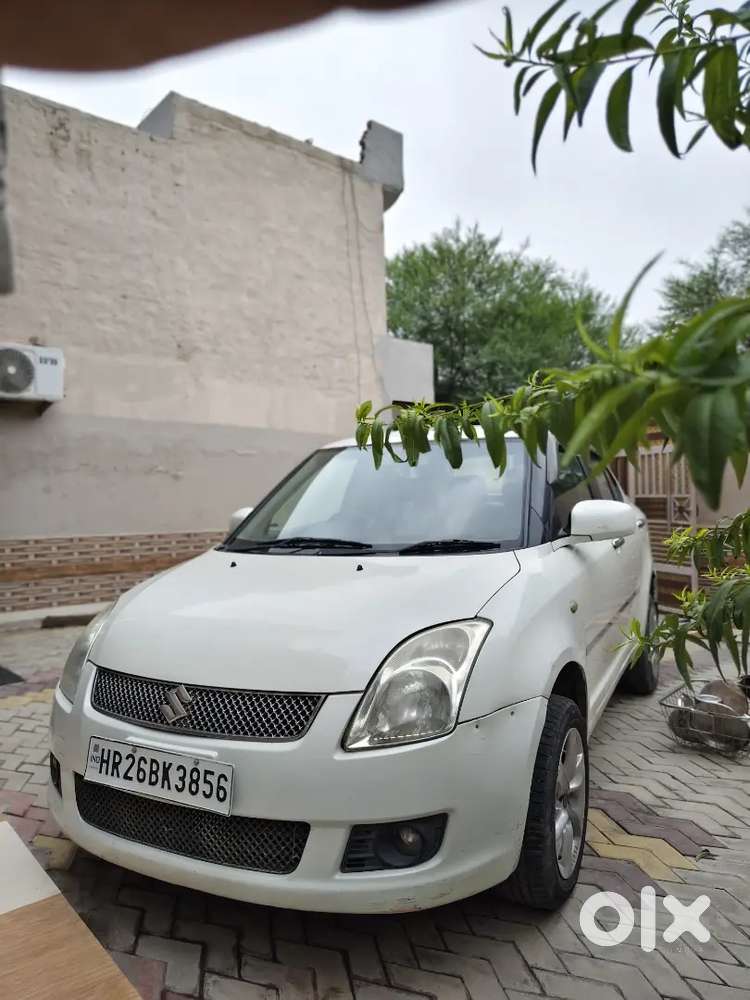 Maruti Suzuki Dzire 2011 Petrol