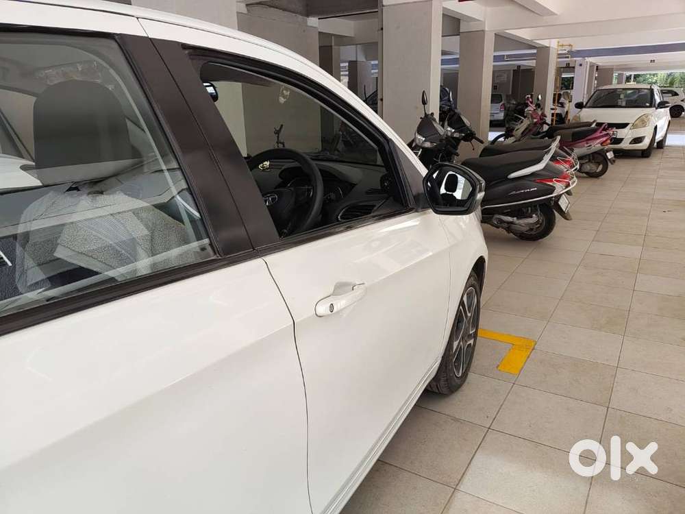 Tata Tiago Xz Plus 2021 Company Fitted Reverse Camera And Music System
