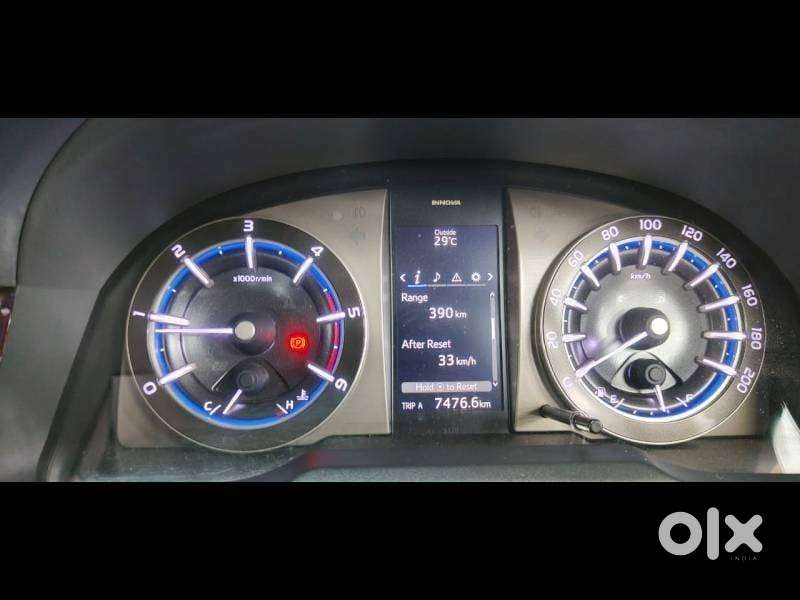 Toyota Innova Crysta 2.4 V, 2017, Diesel