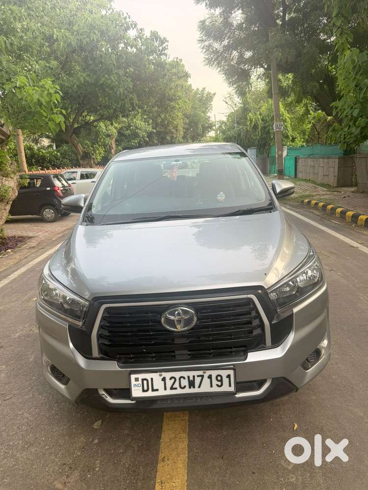 Toyota Innova Crysta 2.4 G Mt 7 Str, 2023, Diesel