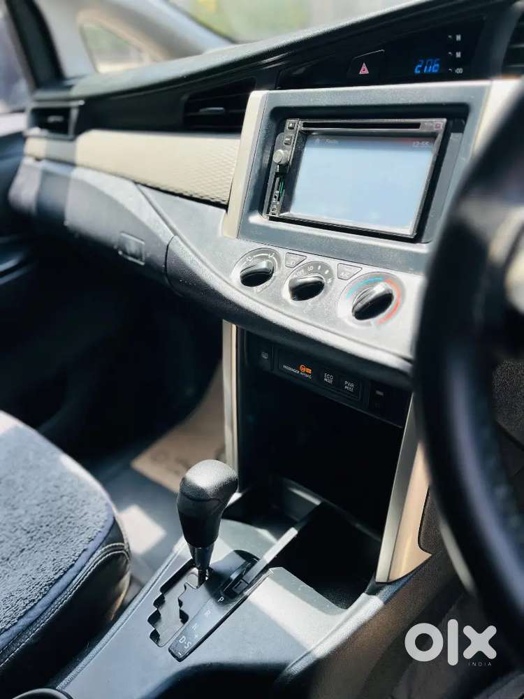 Toyota Innova Crysta 2016