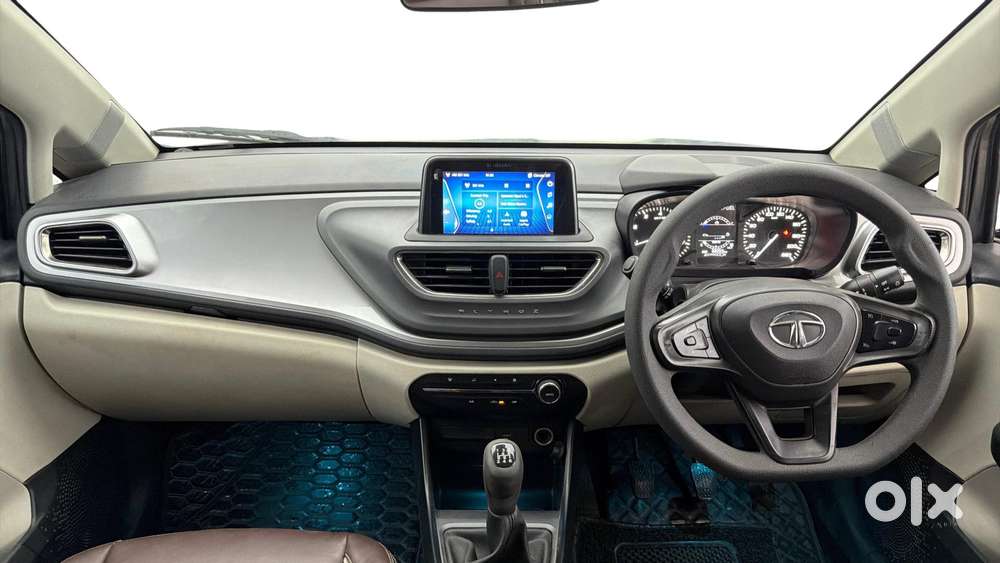 Tata Altroz 1.2 Xt, 2022, Petrol