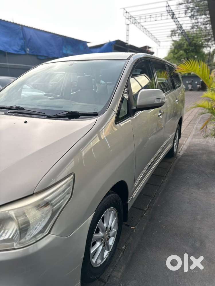 Toyota Innova Diesel 2014