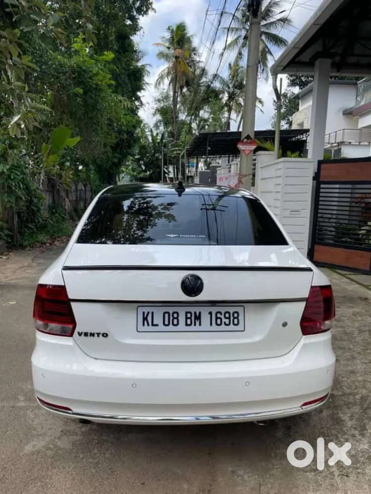 Volkswagenvento2016petrol Major Servicedone, Wellmaintained