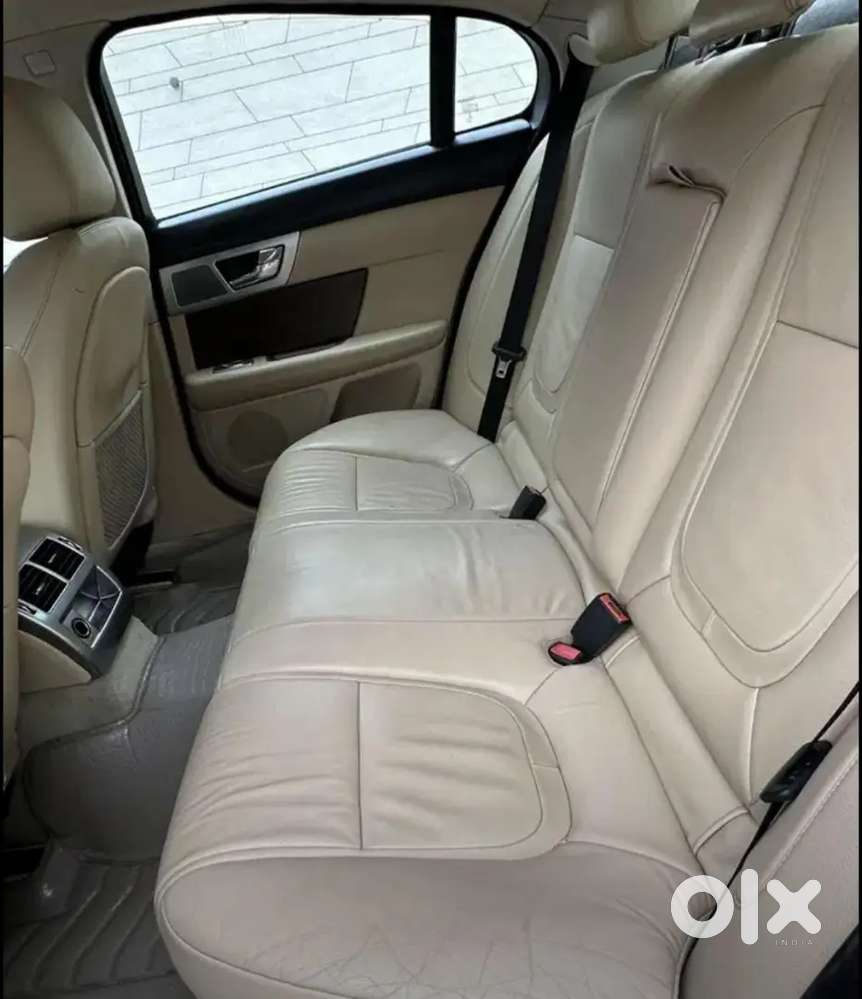 Jaguar Xf 2014 Diesel 63000 Km Driven