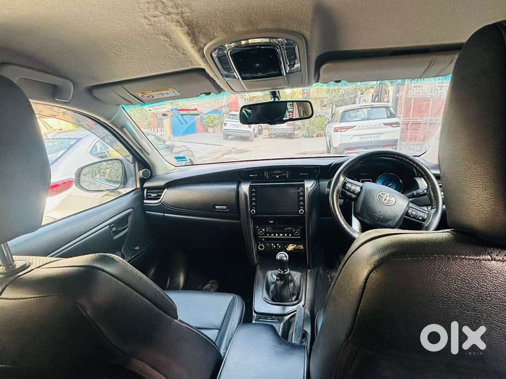 Toyota Fortuner [2021-ongoing] 2.8 2wd Diesel Mt, 2021, Diesel