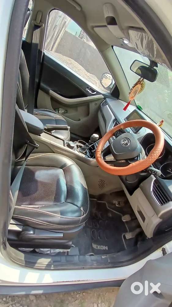 Tata Nexon Xz+ Top Model (mannual)