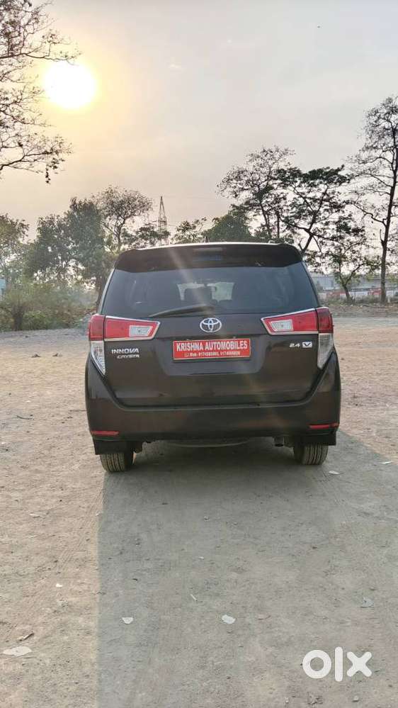 Toyota Innova Crysta 2.4 V, 2017, Diesel