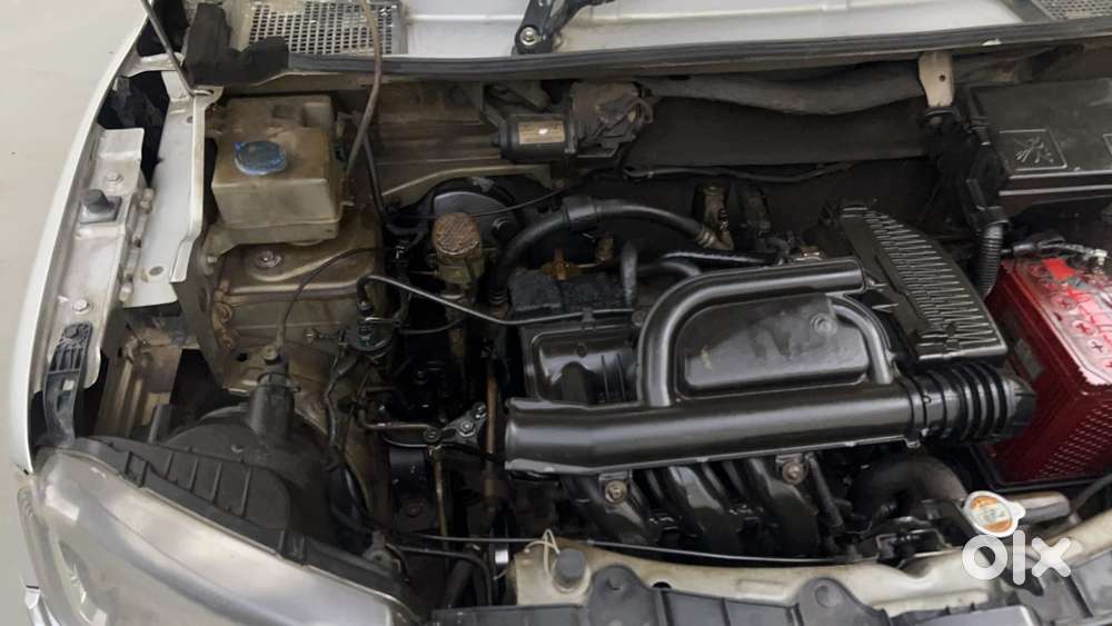 Renault Kwid 2019-ongoing 1.0 Rxt Amt (o), 2018, Petrol