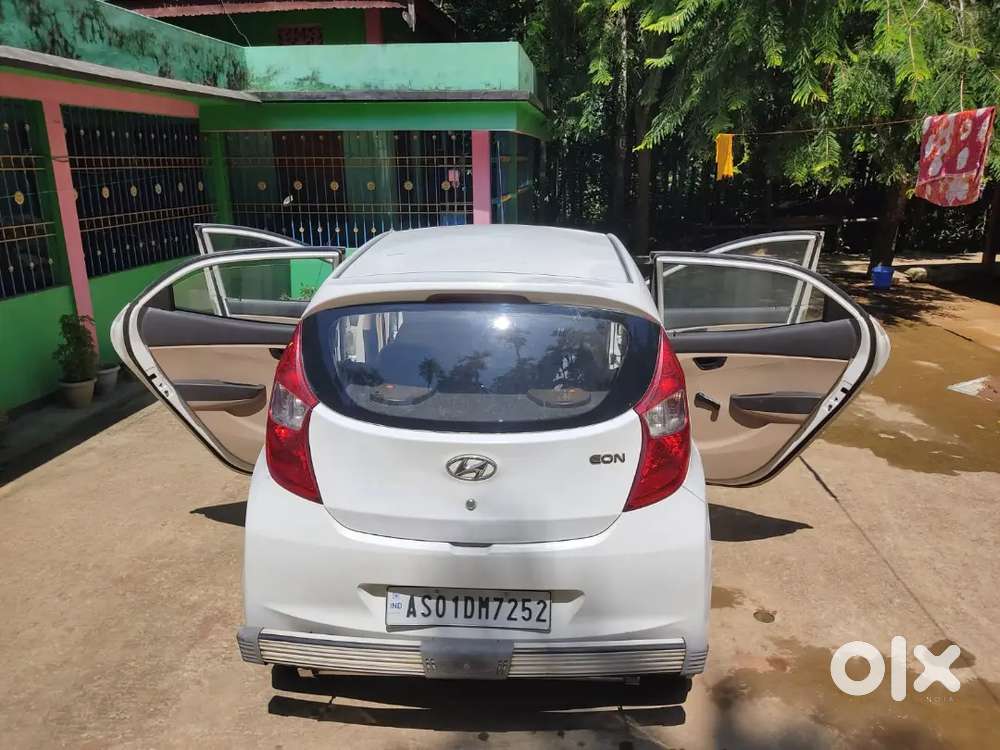 Hyundai Eon 2018 Petrol 100000 Km Driven