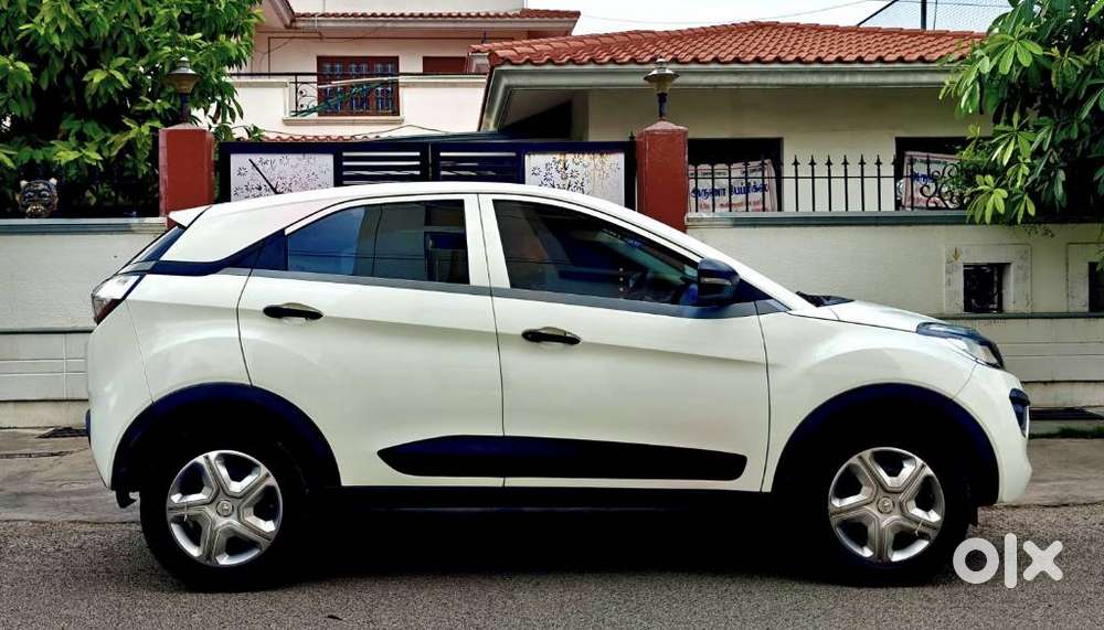 Tata Nexon 1.5 Revotorq Xma Amt (s), 2019, Petrol