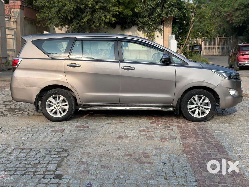 Toyota Innova Crysta 2.4 V, 2018, Diesel