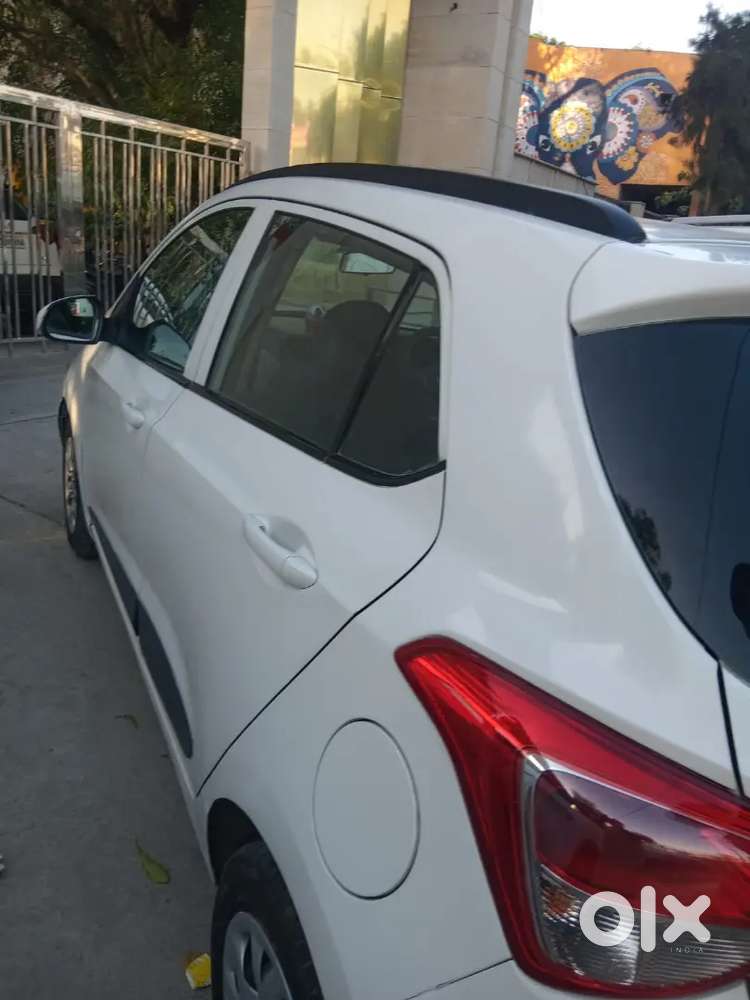 Hyundai Grand I10 2017 Diesel 71000 Km Driven