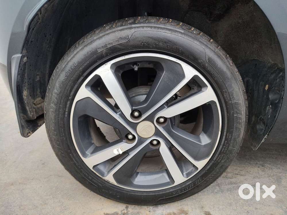 Tata Altroz Xz, 2021, Petrol
