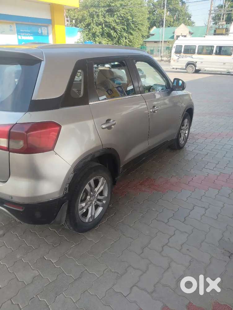 Maruti Suzuki Brezza 2017 Diesel 72000 Km Driven