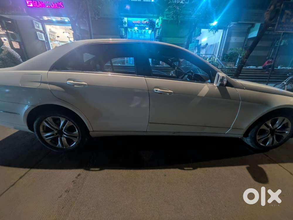 Mercedes-benz E-class 2011 Petrol Well Maintained