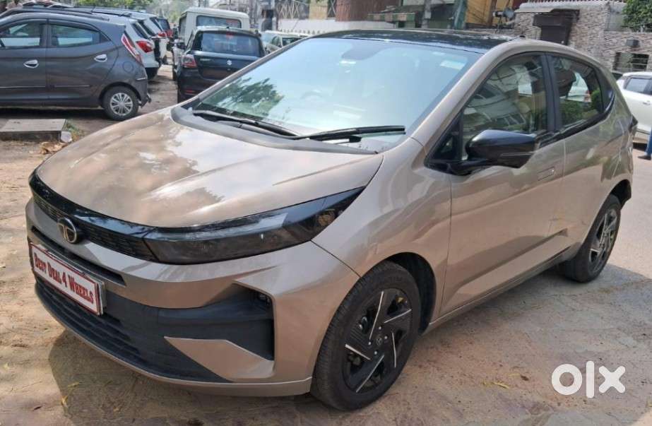 Tata Altroz Creative S, 2025, Diesel