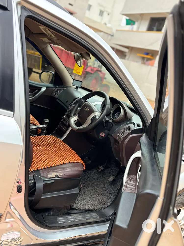 Mahindra Xuv500 2014 Diesel 152000 Km Driven
