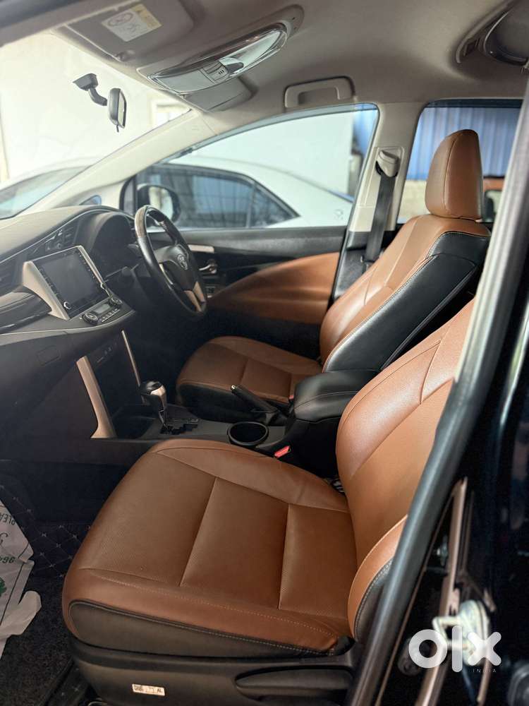 Toyota Innova Crysta 2.8 Zx Automatic 7 Str, 2022, Diesel