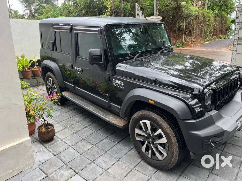 Mahindra Thar Roxx 2025 Petrol Well Maintained