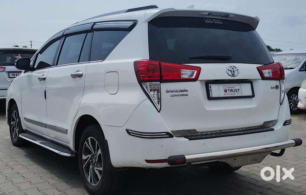 Toyota Innova Crysta [2020-ongoing] 2.4 Gx At 8 Str, 2022, Diesel