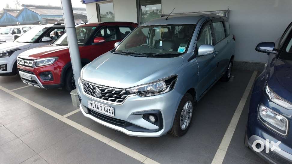 Maruti Suzuki Ertiga Vxi Shvs, 2022, Petrol