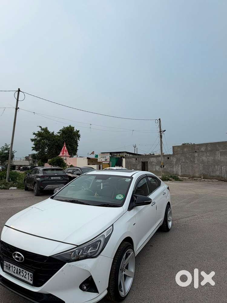 Hyundai Fluidic Verna 2022